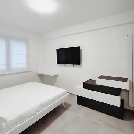 Oasi In Centro Chic & Comfort Apartment *